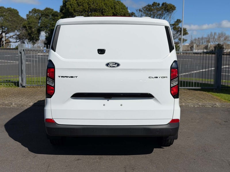 2026 Ford Transit Custom 320 Swb 2.0D image 5