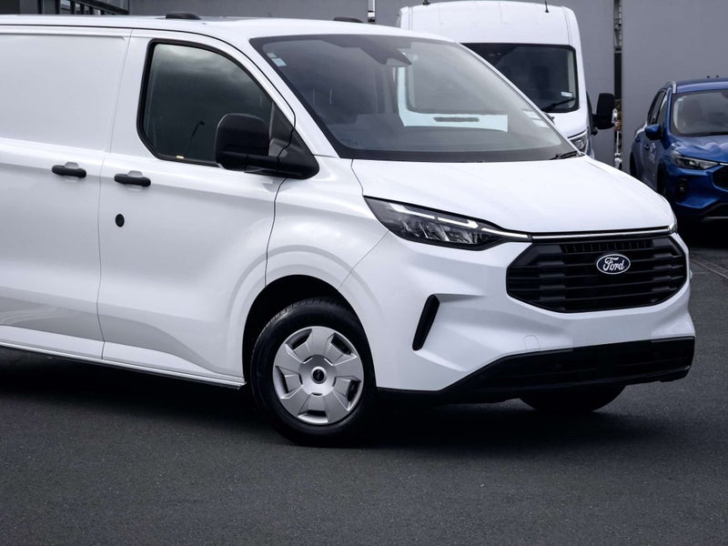 2026 Ford Transit Custom 320 Swb 2.0D image 2