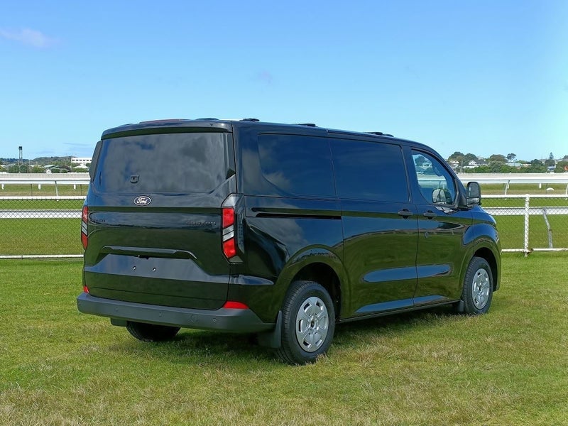 2026 Ford Transit Custom 320 SWB image 4
