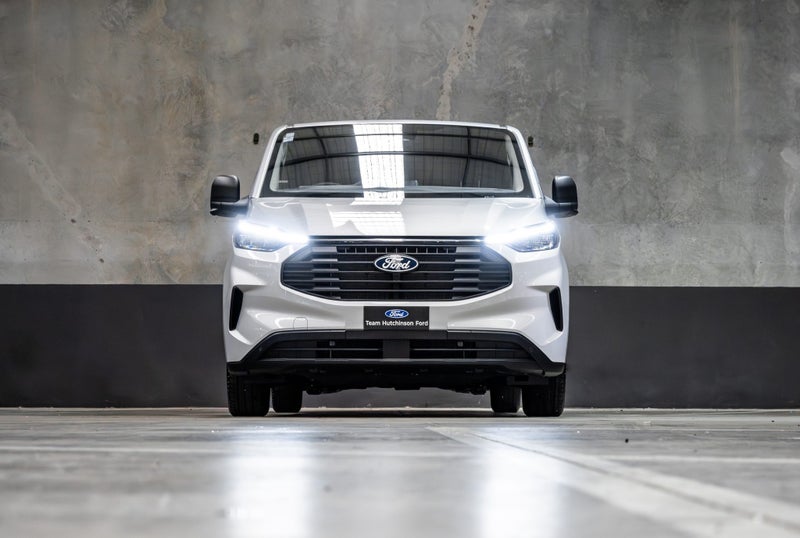 2026 Ford Transit Custom 320L 2.0D AWD image 5