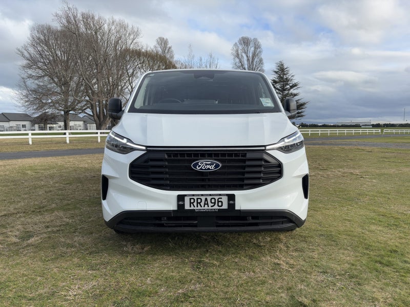 2026 Ford Transit CUSTOM 320L LWB image 2