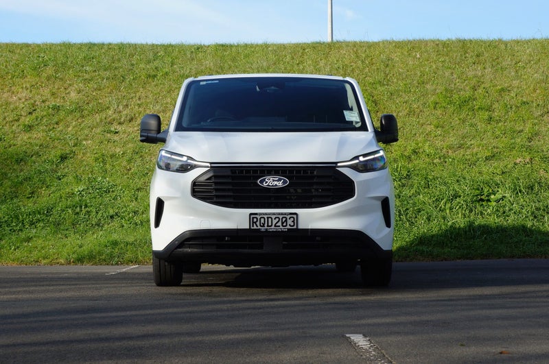 2026 Ford Transit CUSTOM 320S 2.0D 8A image 3