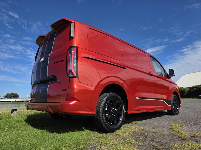 2026 Ford Transit CUSTOM 320S SPORT VAN 2.0D AW... image 2