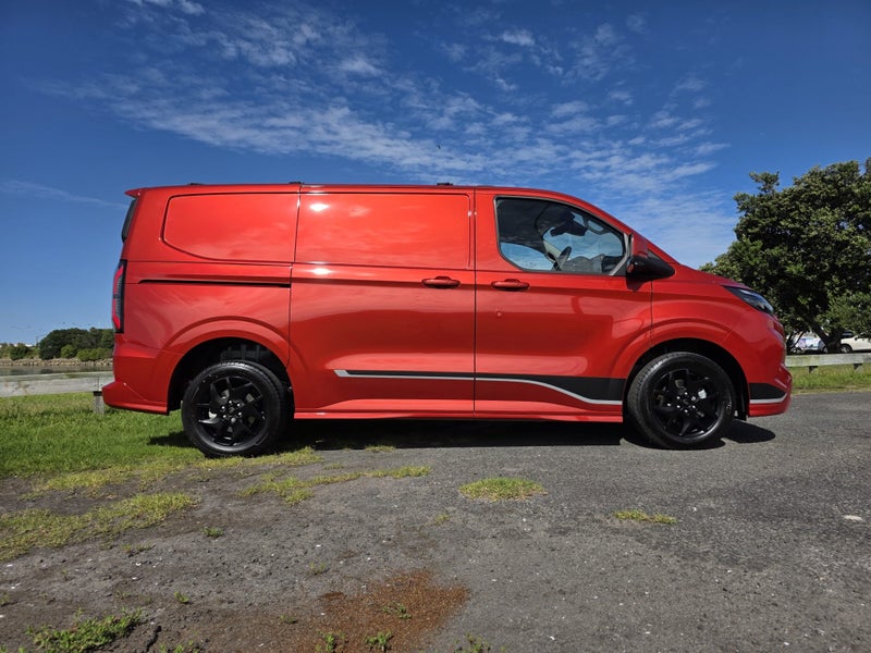 2026 Ford Transit CUSTOM 320S SPORT VAN 2.0D AW... image 4