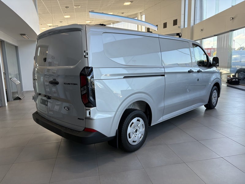 2026 Ford Transit Custom image 4