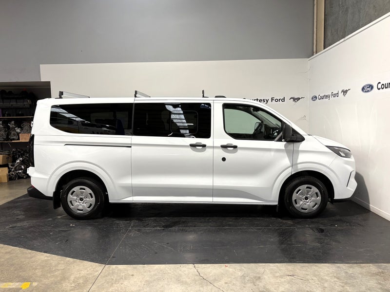 2026 Ford Transit CUSTOM KOMBI 320L 2.0D 8A FWD image 3