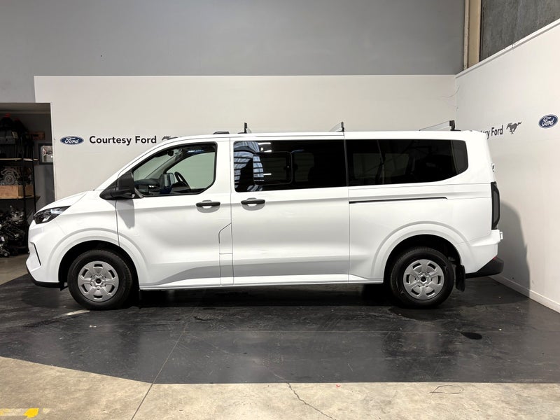 2026 Ford Transit CUSTOM KOMBI 320L 2.0D 8A FWD image 4