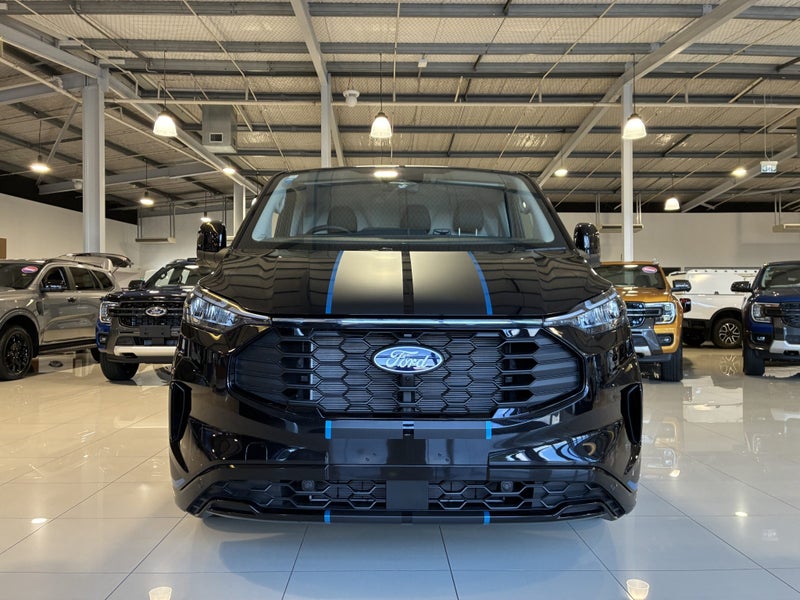 2026 Ford Transit Custom SWB Sport AWD image 3