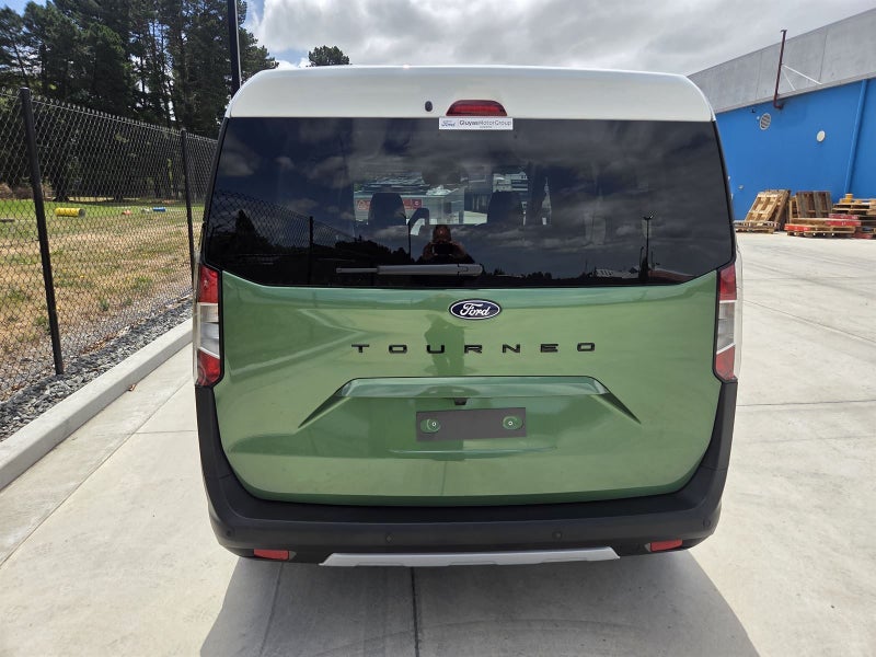 2026 Ford Transit TOURNEO ACTIVE 5DR image 5