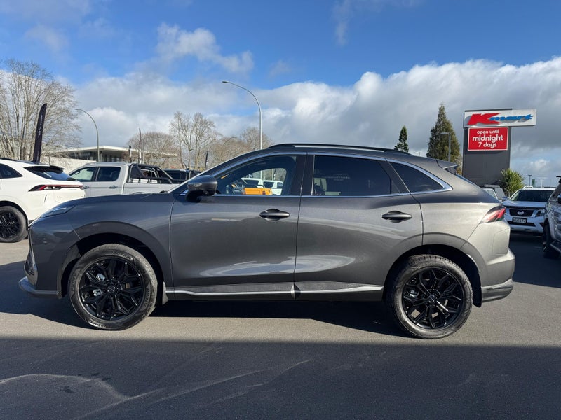 2026 Forthing Taikon Super Hybrid Exclusive Hybrid image 4