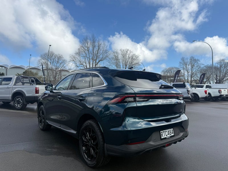 2026 Forthing Taikon Super Hybrid Exclusive Hybrid image 4