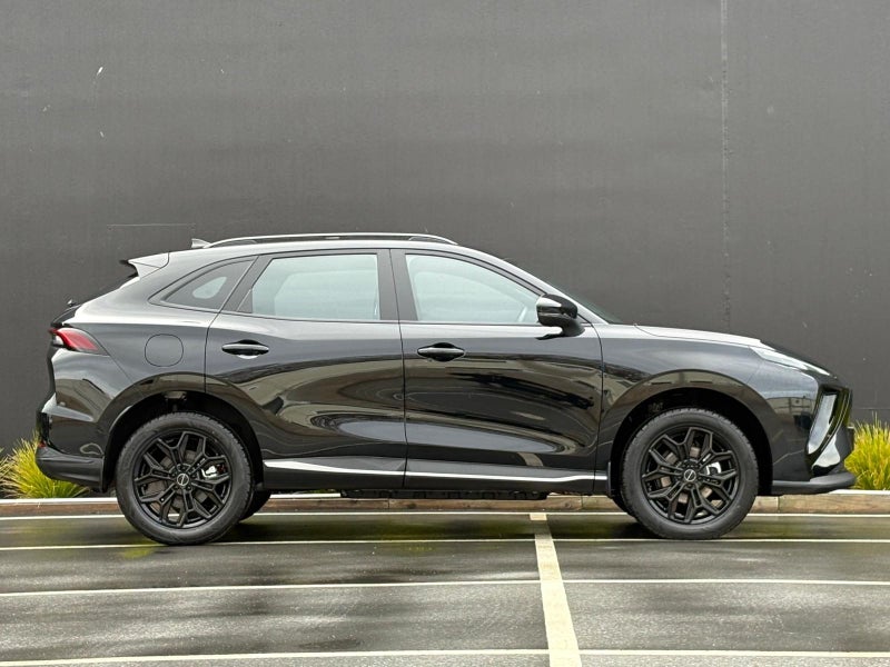 2026 Forthing Taikon Super Hybrid Luxury image 2