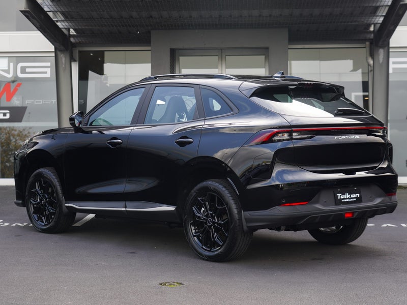 2026 Forthing Taikon Super Hybrid Taikon Luxury... image 3