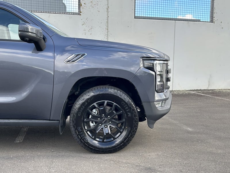 2026 Foton Tunland V7 - C 4x4 8AT image 2