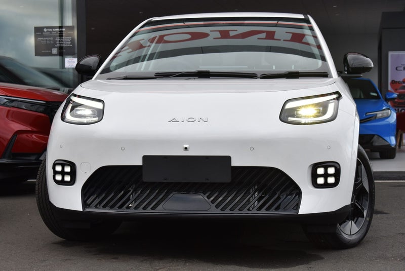 2026 GAC Aion UT 60Kwh WLTP 430KM image 3