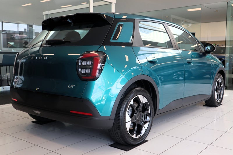 2026 GAC Aion UT EV Luxury Hatchback 150kW image 5