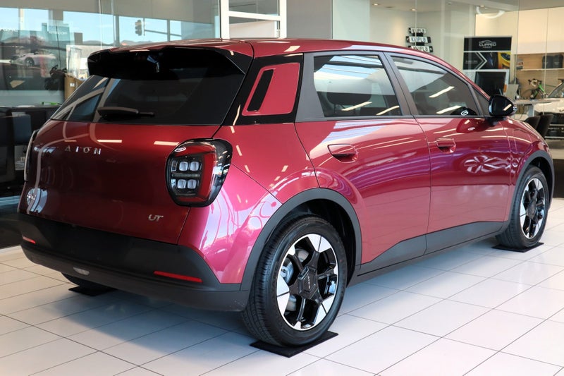 2026 GAC Aion UT EV Premium Hatchback 150kW image 5
