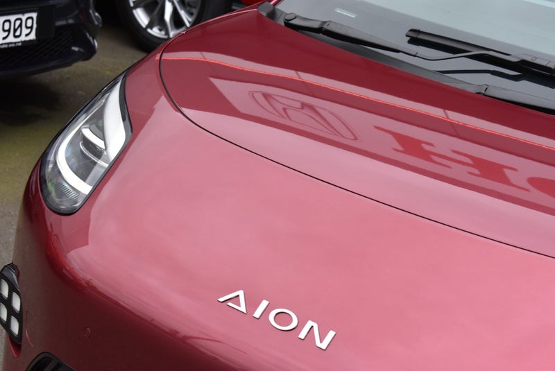 2026 GAC Aion UT Luxury image 3