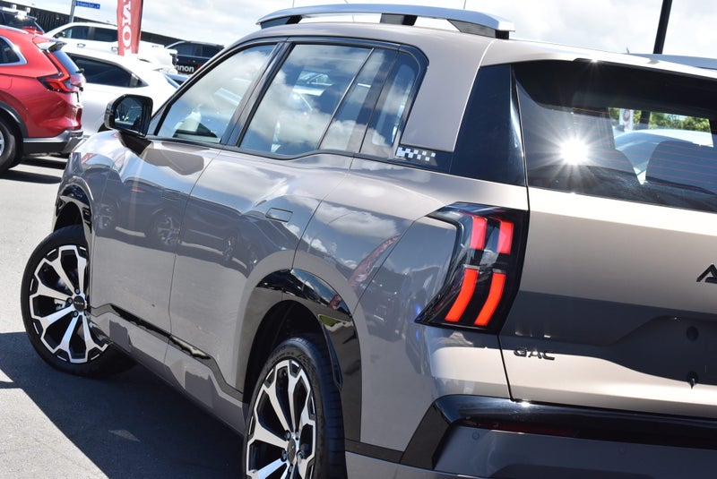 2026 GAC AION V LUX 75Kwh image 4