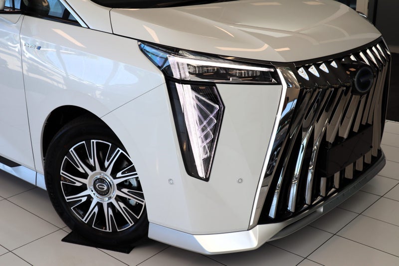 2026 GAC M8 Luxury | Master PHEV 274kW (Combine... image 2