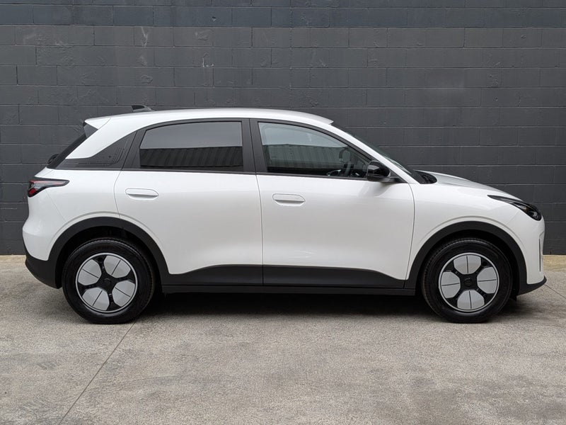 2026 Geely EX2 Complete image 3