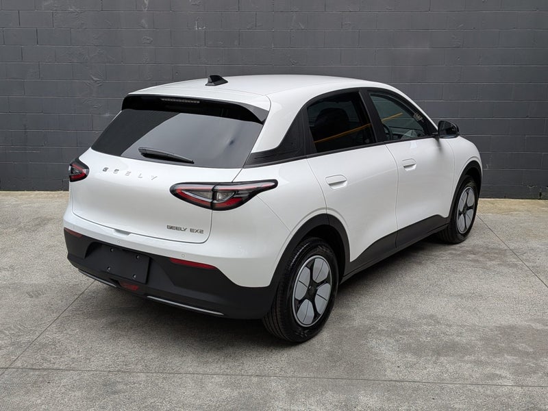 2026 Geely EX2 Complete image 5
