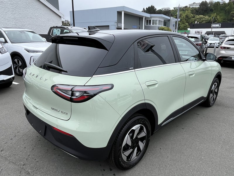 2026 Geely EX2 Inspire image 5