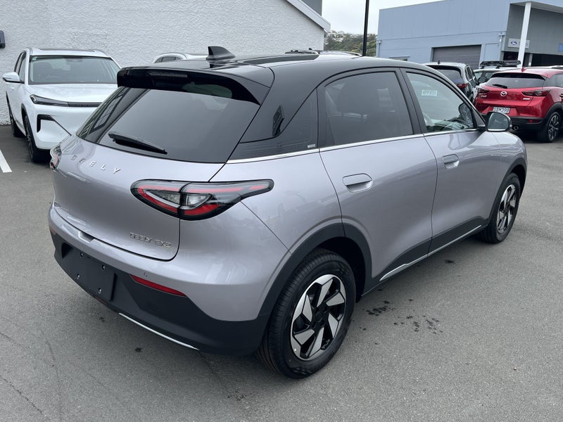 2026 Geely EX2 Inspire image 5