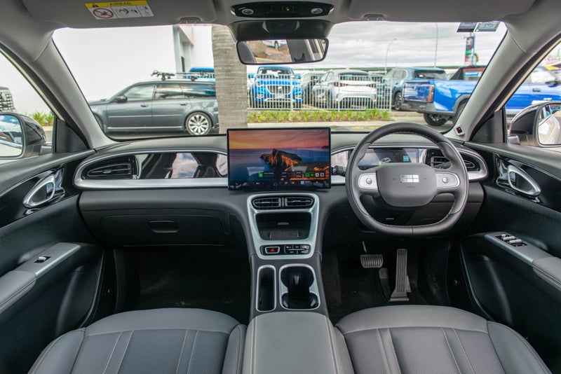 2026 Geely EX2 Inspire 47Kwh image 3