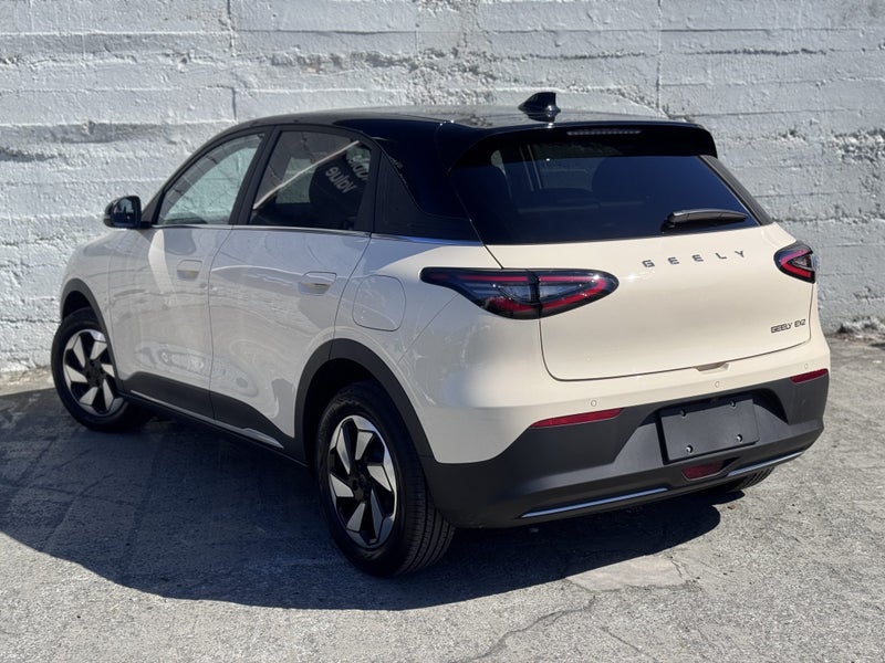 2026 Geely EX2 Inspire 47Kwh/Ev/At image 3