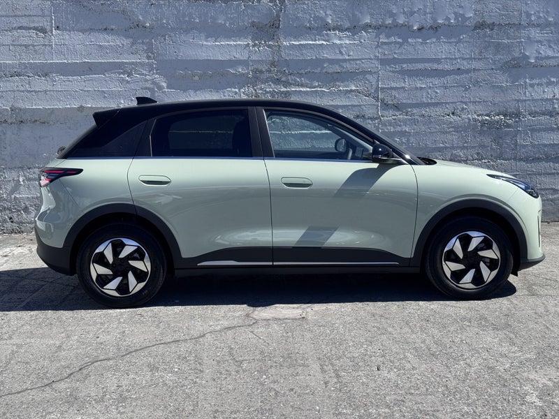 2026 Geely EX2 Inspire 47Kwh/Ev/At image 3