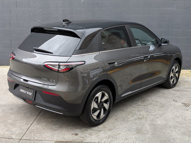 2026 Geely EX2 Inspire image 5