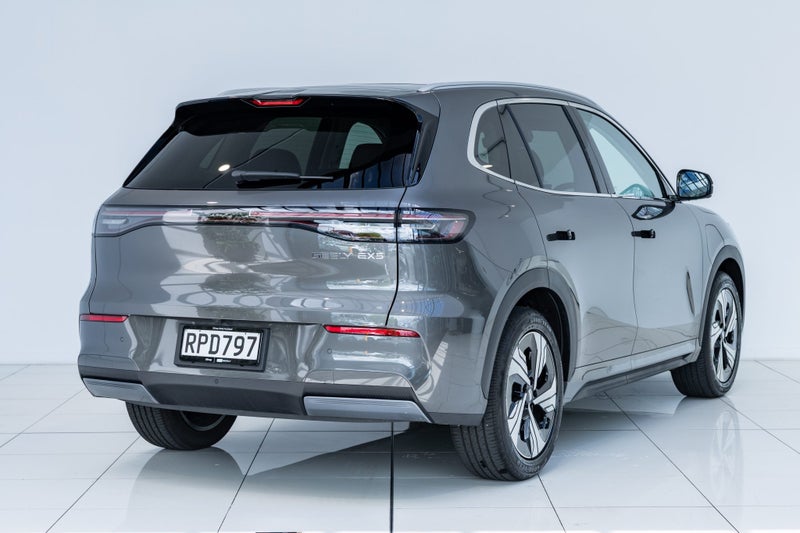 2026 Geely EX5 Inspire image 3