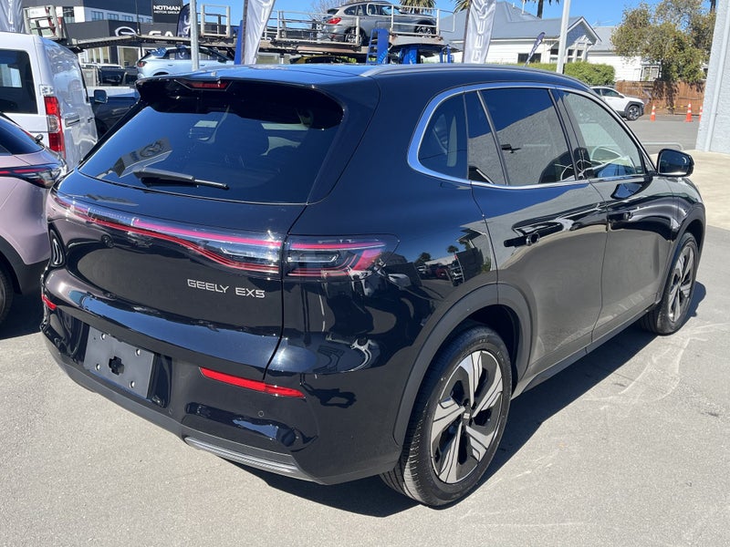 2026 Geely EX5 Inspire Ext. Range image 4