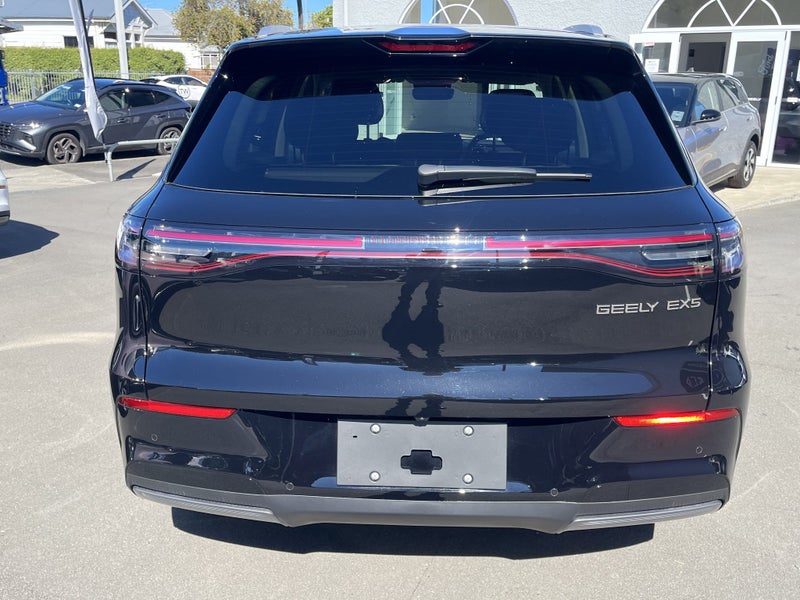 2026 Geely EX5 Inspire Ext. Range image 5
