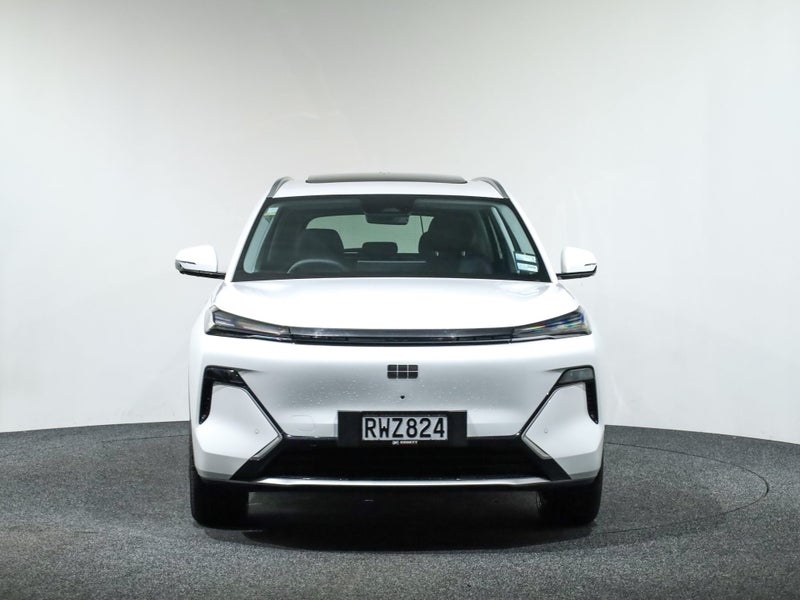 2026 Geely Starray EM-i Inspire PHEV Super Hybrid image 2