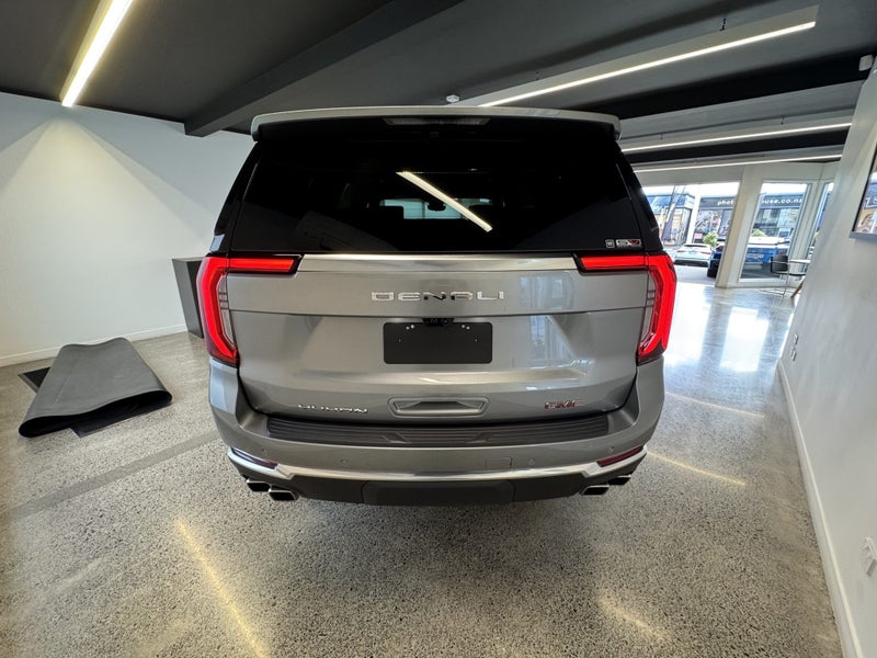 2026 GMC Denali Yukon 6.2P/4WD/10AT image 3