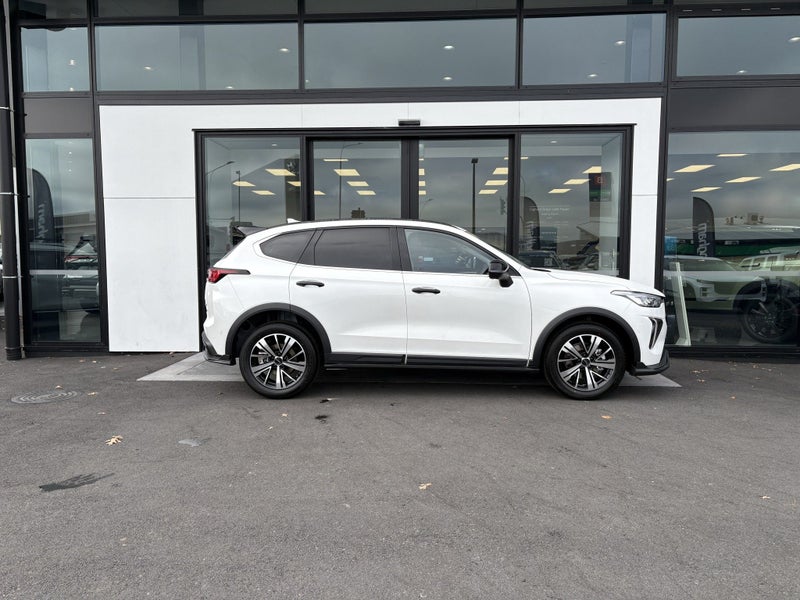2026 GWM HAVAL Jolion ULTRA 2WD HYBRID 1.5 image 2