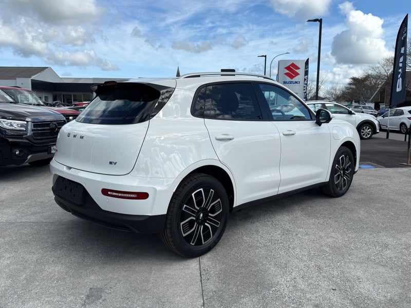 2026 GWM ORA 5 Lux EV image 5