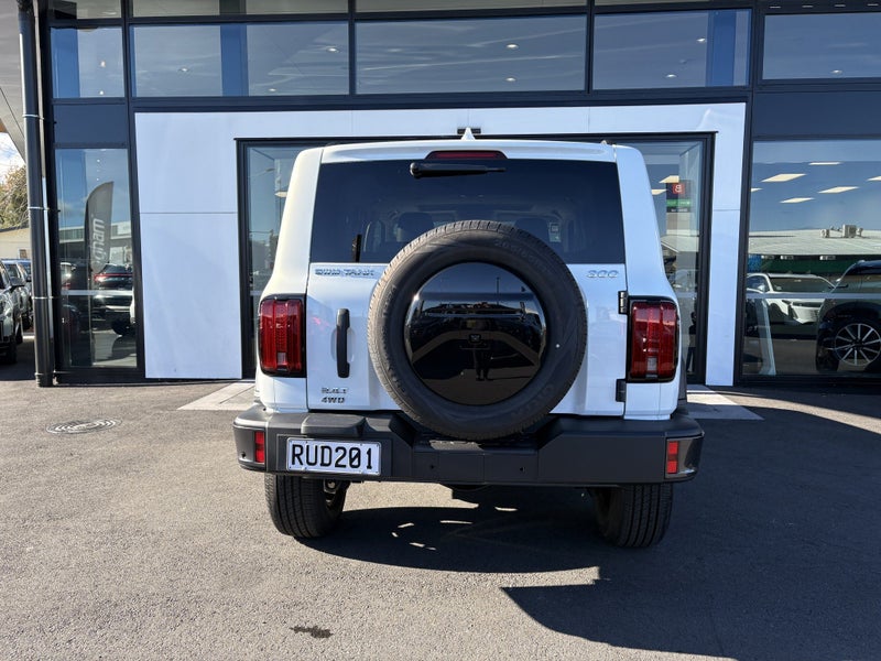 2026 GWM Tank 300 300 LUX DIESEL 2.4DT image 4