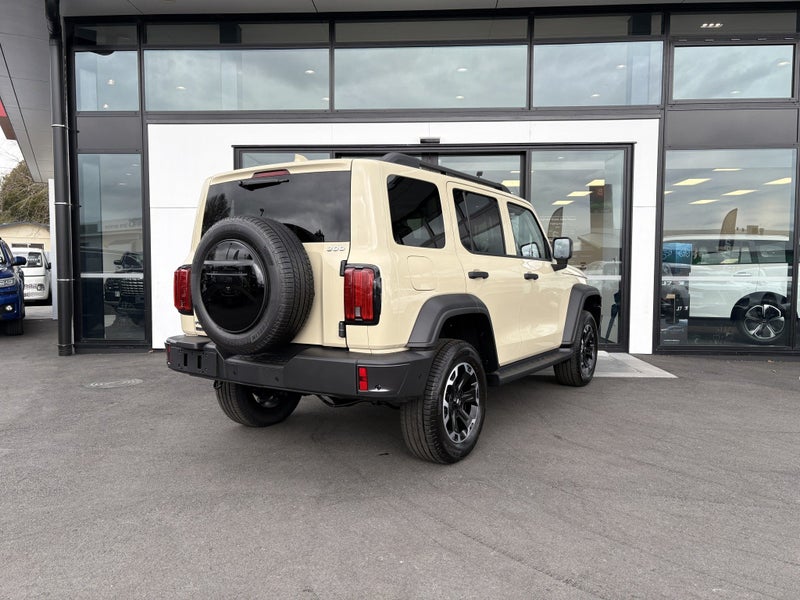 2026 GWM Tank 300 300 ULTRA PHEV PHEV image 3