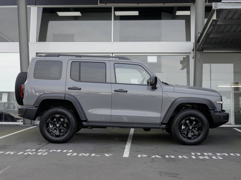 2026 GWM Tank 300 Lux 2.0P 8A 5Dr SUV image 4