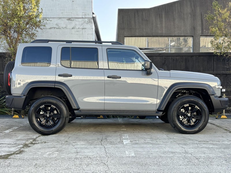 2026 GWM Tank 300 Lux Diesel 4x4 image 2