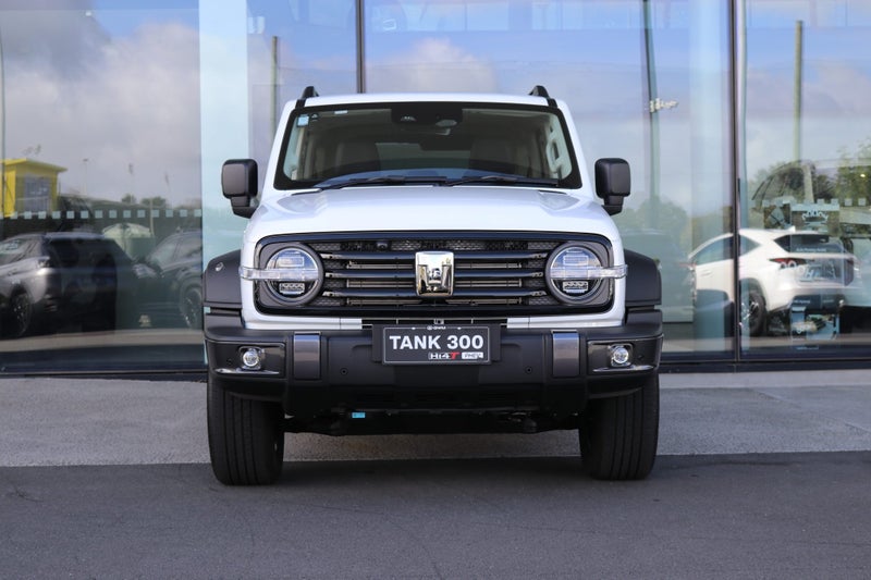 2026 GWM Tank 300 Lux PHEV 4x4 Hi4-T - NZ New image 2