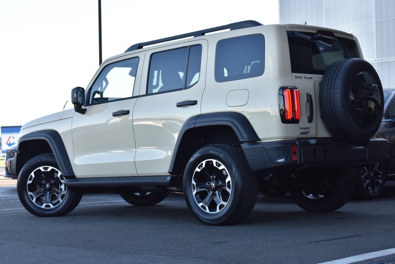 2026 GWM Tank 300 Lux PHEV image 5