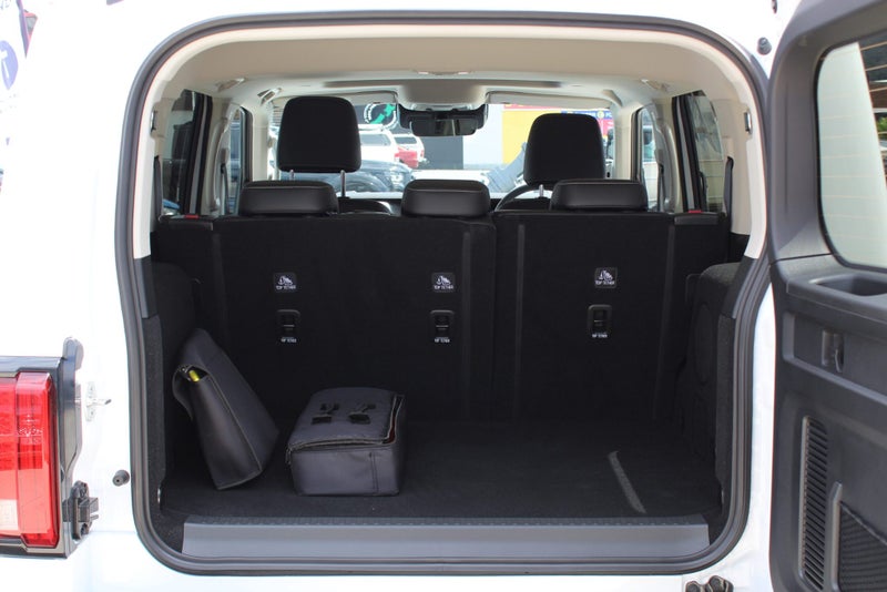 2026 GWM Tank 300 LUX Plug-In Hybrid image 5