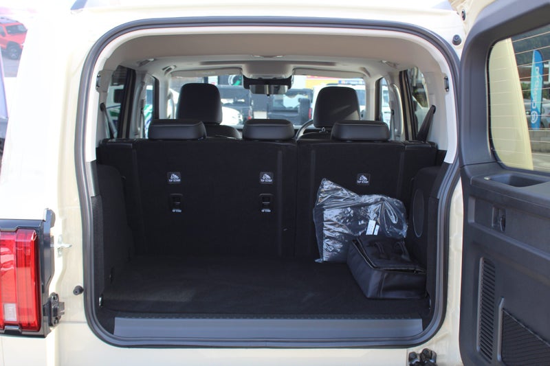 2026 GWM Tank 300 LUX Plug-In Hybrid image 5