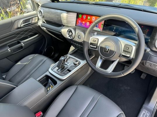 2026 GWM Tank 300 PHEV Ultra image 5
