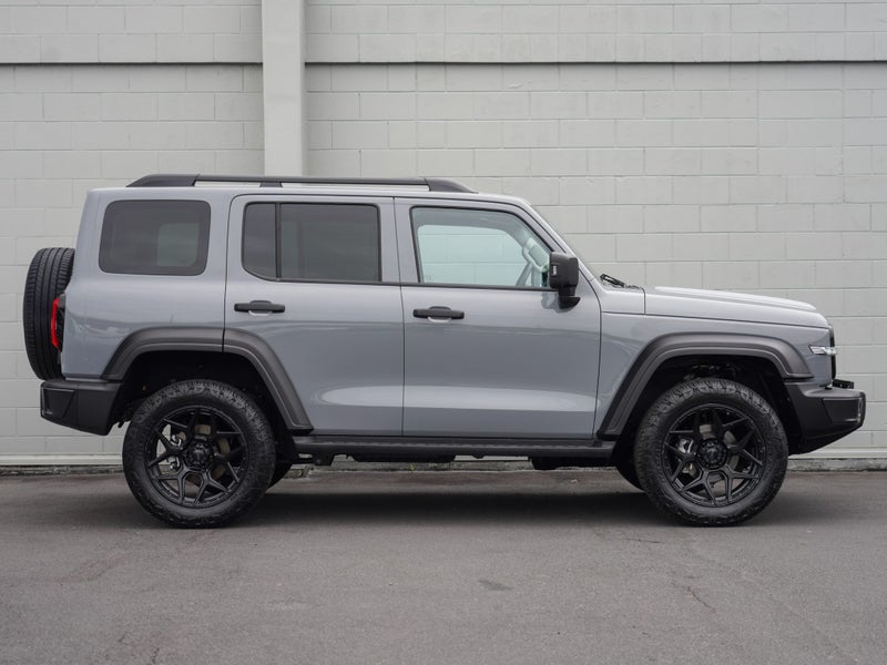 2026 GWM Tank 300 Ultra 2.4D 9A 5Dr SUV image 3