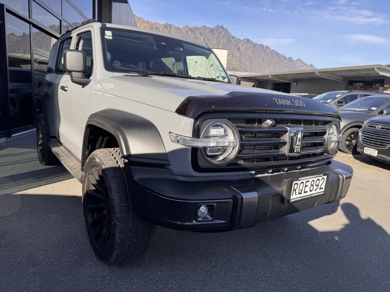 2026 GWM Tank 300 Ultra Diesel 2.4 image 3